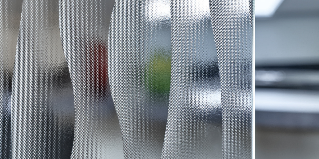 SGG WAVELINE® FLUID Die Neuinterpretation von Designglas mit 3D-Effekt